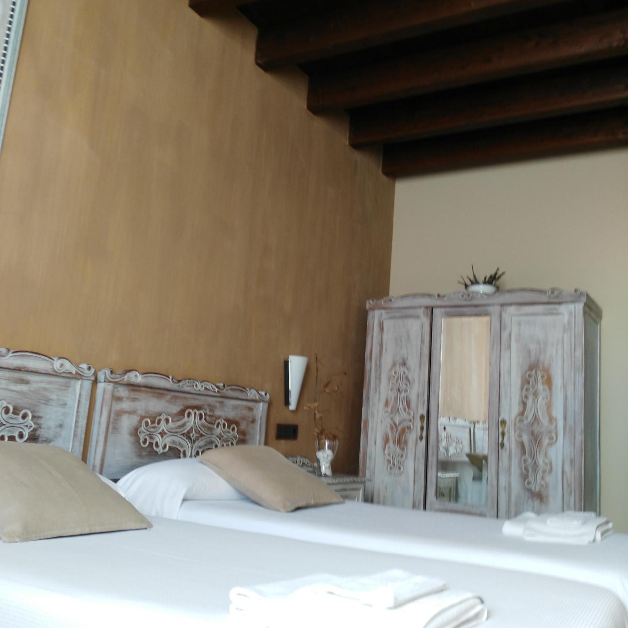 La Casona De Palu Guest House Пола де Лавиана Стая снимка