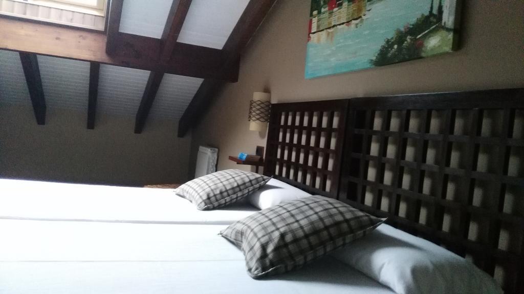 La Casona De Palu Guest House Пола де Лавиана Стая снимка