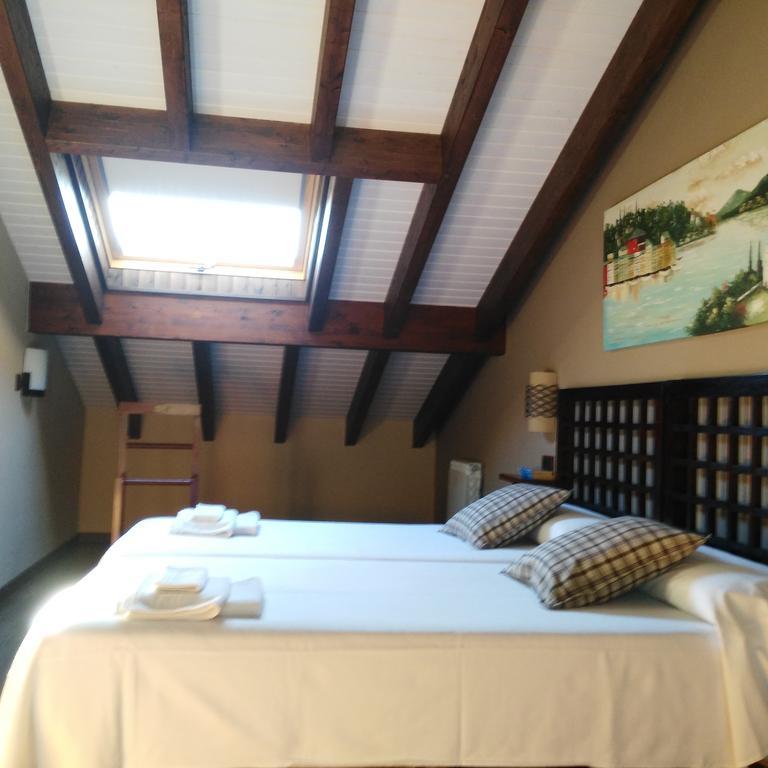 La Casona De Palu Guest House Пола де Лавиана Екстериор снимка